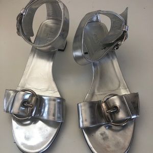 As-is GUCCI silver patent leather shoes
